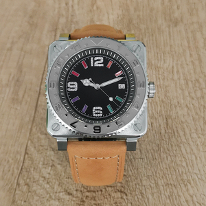 男士手表无logo42MM精钢方形表壳 彩虹刻度黑面 装配日本NH35机芯