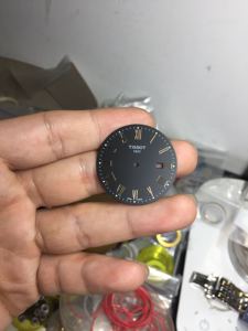 天梭手表 配件男款T033石英表盘直径32.4mm装瑞士朗达505机芯