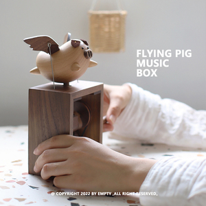 Flying Pig | Music Box 飞猪手摇木制机械八音盒 日本Sanyko机芯