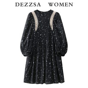 DEZZSA2024春装新款法式复古气质蕾丝拼接月亮印花泡泡袖连衣裙女
