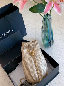 中古Chanel  希腊系列 褶皱抽绳水桶包 花瓶包