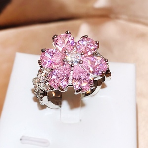 速卖通热卖粉色心形锆石戒指女跨境花朵甜美粉钻戒指永爱时尚饰品