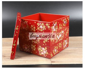 三层日式红色喜庆婚庆樱花烫金寿司盒怀石料理刺身盒食盒伴手礼盒