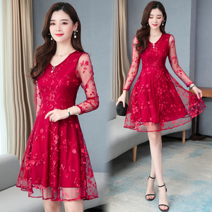蕾丝连衣裙女春秋韩版新款修身气质刺绣雪纺连衣裙红色显瘦遮肚子