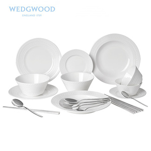英国Wedgwood意大利浮雕20头骨瓷餐具套装 新婚2人份中式家用碗盘