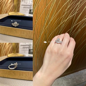 Chaumet 尚美 JEUX DE LIENS英国代购珠宝18K白金皇冠式钻石戒指