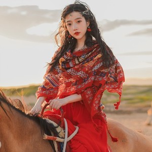 茶卡盐湖旅游裙子红色连衣裙民族风云南大理沙漠度假刺绣流苏长裙