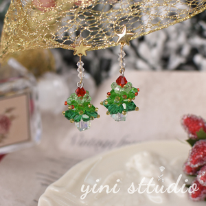 「不一样的圣诞节」水晶手工编织圣诞树耳环不对称氛围感星星耳夹