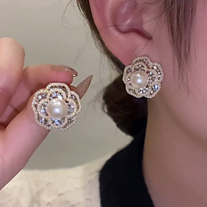 韩版轻奢珍珠花朵耳钉925银针耳环2022金色高级感耳饰时尚洋气女