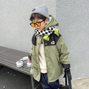 日系冬装男童军绿色帅气加绒风衣外套儿童中长款连帽保暖冲锋衣