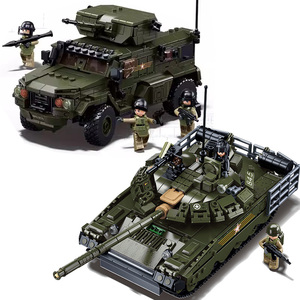 小鲁班积木新品俄罗斯陆军T80主战坦克MOC台风突击装甲车拼装玩具