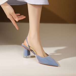 法式包头凉鞋女2024年夏季新款气质配裙高跟鞋粗跟多巴胺蓝色女鞋