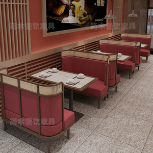 。东南亚餐厅卡座沙发定制餐饮店藤编实木饭店猪肚鸡火锅店桌椅组