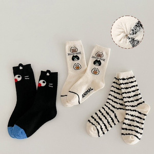 凹造型必需款 韩系儿童袜子加绒保暖中筒袜23冬季宝宝字母条纹袜