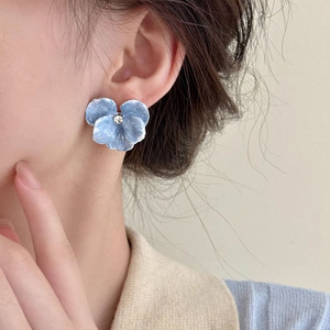 「蓝鸢尾」森系油画感蓝色花朵耳钉2023新款设计感轻奢耳环耳饰女