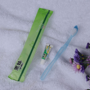 黑妹一次性牙刷牙膏套装酒店洗漱用品整箱宾馆旅馆专用二合一牙具