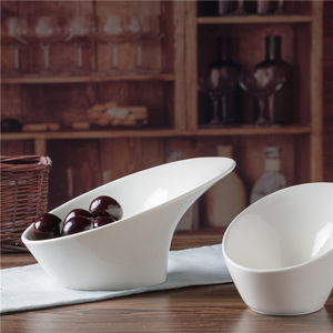 创意纯白日式沙拉碗陶瓷家用斜口简约沙拉碗小吃餐碗点心碗水果碗