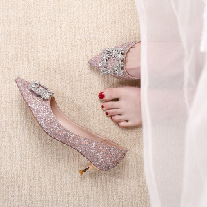 亮片结婚鞋子女新款新娘鞋低跟伴娘婚纱鞋公主水晶细高跟6cm单