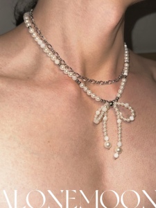 ALONEMOON原创设计 贝母珍珠蝴蝶结钛钢双层项链