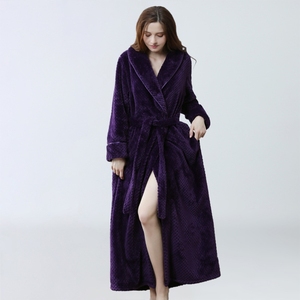 睡袍女秋冬季加长款法兰绒浴衣情侣紫色超长款加厚保暖珊瑚绒浴袍