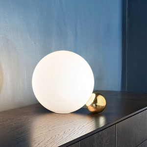 后现代简约玻璃创意温馨小夜灯书桌卧室床头装饰圆球led小台灯