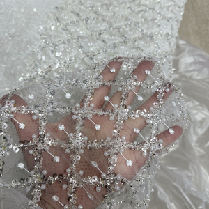 高档重工新款刺绣珍珠钉珠方格亮片设计师蕾丝布料婚纱礼服面料网