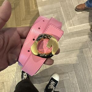 Givenchy 粉色 金色金属扣 细皮带 BB406EB1KR 代购3.14MC
