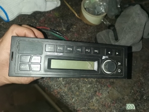 中国重汽豪沃原厂亲人配件豪沃MP3汽车收放音机(08款HOWO)