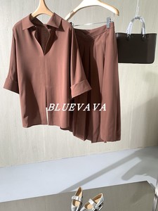 BLUEVAVA|女装 时尚抗皱垂顺豆沙色衬衫+百褶侧拉链长裙