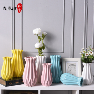 现代欧式简约居家摆件插花创意条纹鲜花陶瓷花瓶黄色白色蓝色粉色