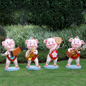 玻璃钢猪年户外卡通小猪雕塑园林景观广场装饰幼儿园商场美陈摆件