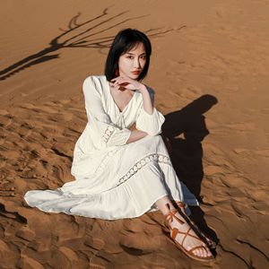 青海湖旅游连衣裙海边度假三亚拍照沙漠西藏民族风白色沙滩裙长裙