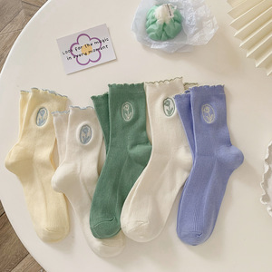 奶油白袜子新款韩国全棉甜美ins刺绣郁金香双针女夏款花边堆堆袜