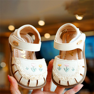 夏女宝宝中国风凉鞋1-2岁女童防滑软胶底学步公主婴幼童包头防撞