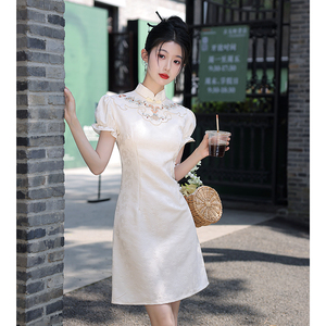旗袍2024新款改良年轻款少女新中式连衣裙法式白色小个子短款夏季