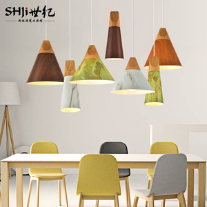 北欧个性创意灯具简约咖啡厅餐厅卧室三头实木铝材艺术组合小吊灯