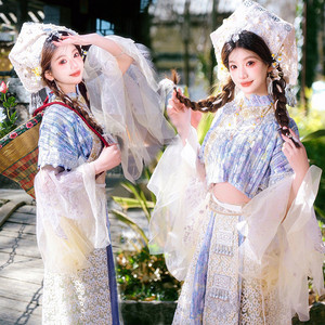新款壮族服装女民族风旅拍写真旅拍照西双版纳大理丽江三月三服饰