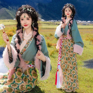 藏族服装女新款西藏写真民族风冬季藏袍云南网红少女藏服拍照衣服