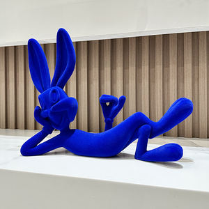 克莱因蓝兔子摆件卡通客厅电视柜玄关酒柜轻奢高档高级感家居装饰