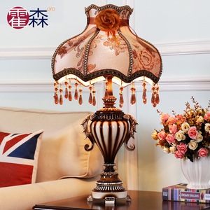 大号欧式客厅台灯美式书桌奢华创意沙发茶几可调光卧室床头柜灯