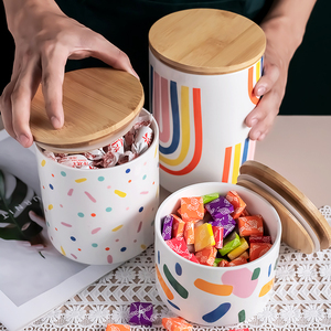 北欧陶瓷密封罐五谷杂粮糖果罐木盖创意可爱收纳罐干果零食罐子