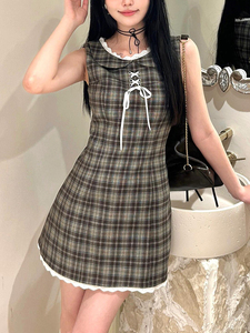 韩式学院风抽绳格子连衣裙女夏季新款小个子无袖高级收腰显瘦短裙