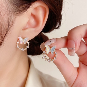 S925银针圆圈蝴蝶耳钉女设计感白色珍珠高级感茶系温柔耳环耳饰