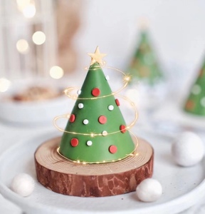 法式甜品8连圆锥形圣诞树硅胶模具DIY圣诞节慕斯甜品巧克力蛋糕模