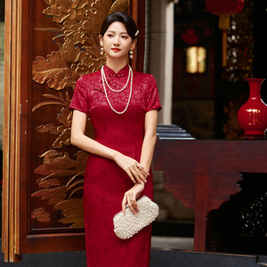 新中式旗袍年轻款新款夏季红色改良女妈妈中长款旗开得胜高考送考