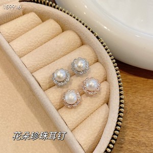 香港正生银饰s925 纯银轻奢小众镶钻花朵珍珠耳钉