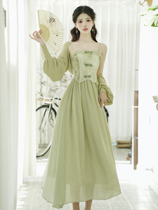 新中式复古国风绿色吊带连衣裙夏季旅游度假沙滩长裙显瘦气质仙女