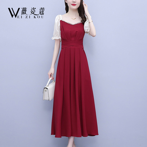 红色连衣裙2024新款夏季女装气质名媛高端洋气修身秋天中长款裙子