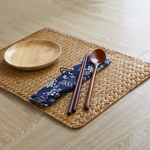 简约手工编织餐垫桌垫隔热垫草编茶垫创意中式防烫餐桌垫子田园