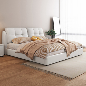 现代简约真皮床轻奢主卧室软包婚床1.5米1.8米储物科技布艺双人床